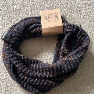 Justin & Taylor Black Knit Infinity Scarf
